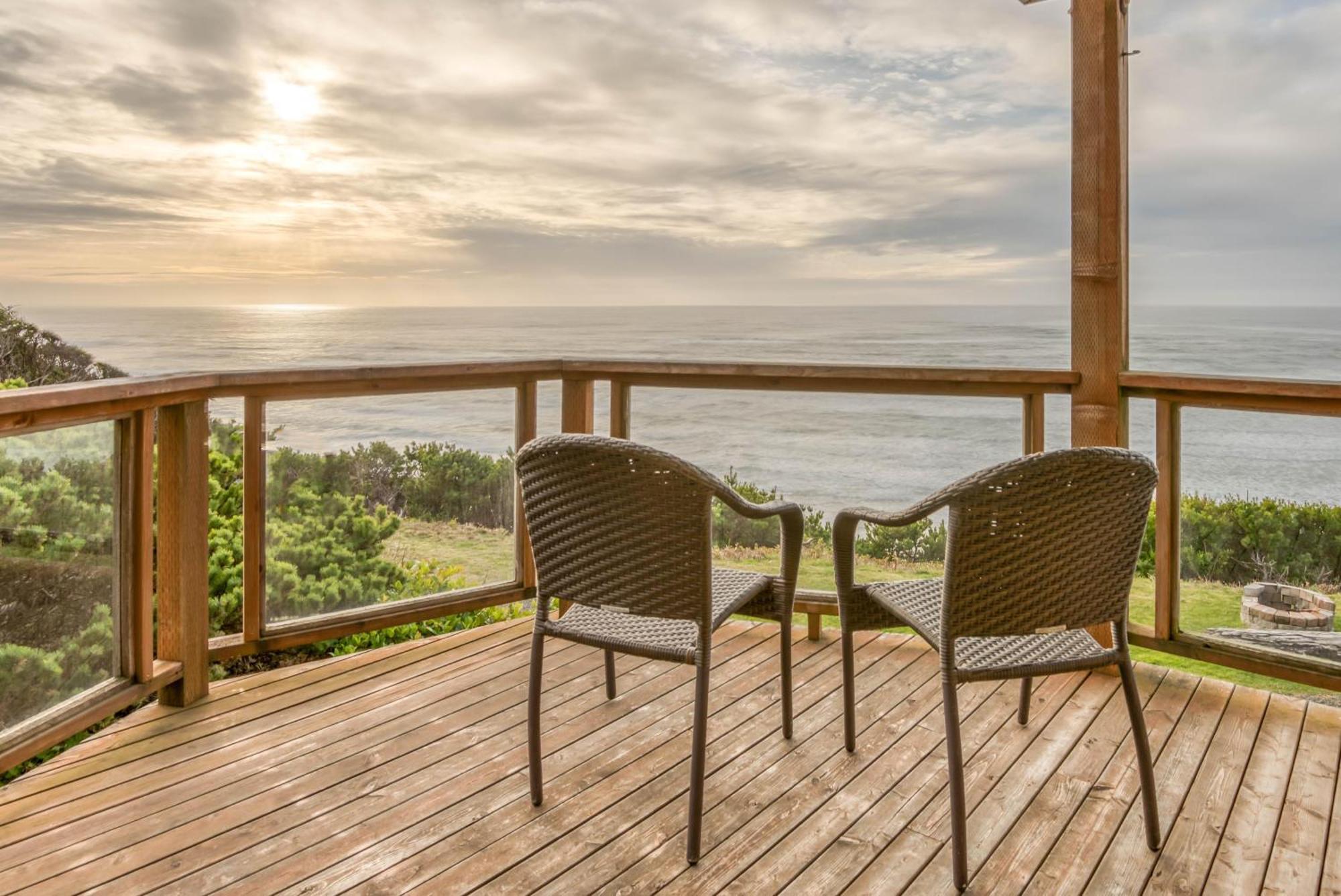 The Lookout Villa Newport Exterior photo